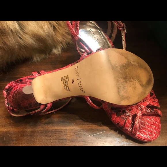 Strappy pink WHBM heel in crocodile skin. - Picture 4 of 4